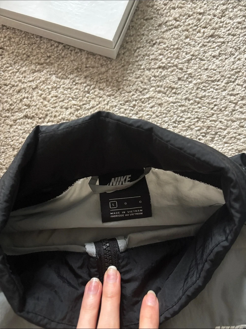 Nike Men’s Black, Gray & White Colorblock Windbreaker Jacket